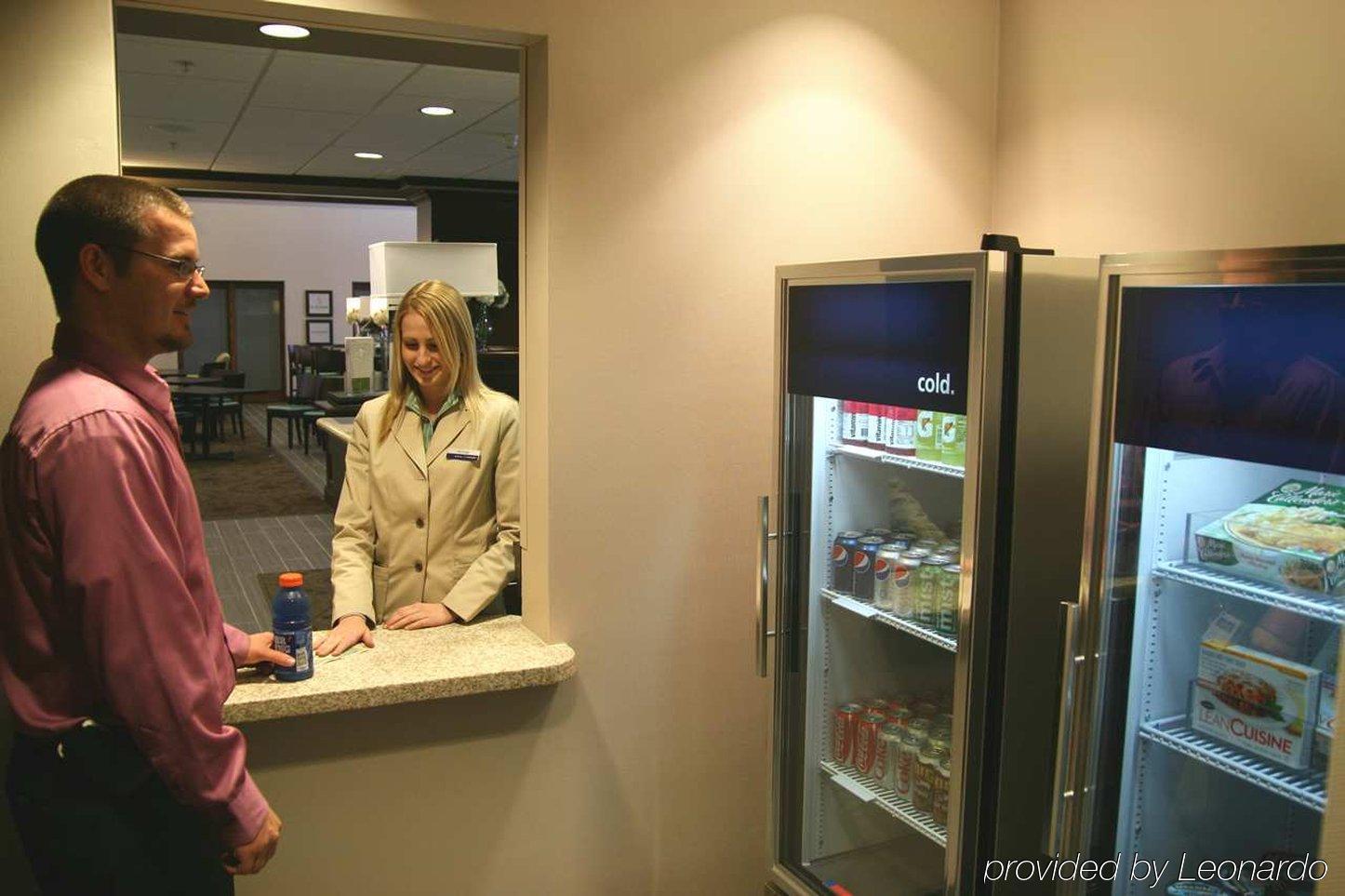 Hampton Inn & Suites Suisun City Waterfront Konforlar fotoğraf