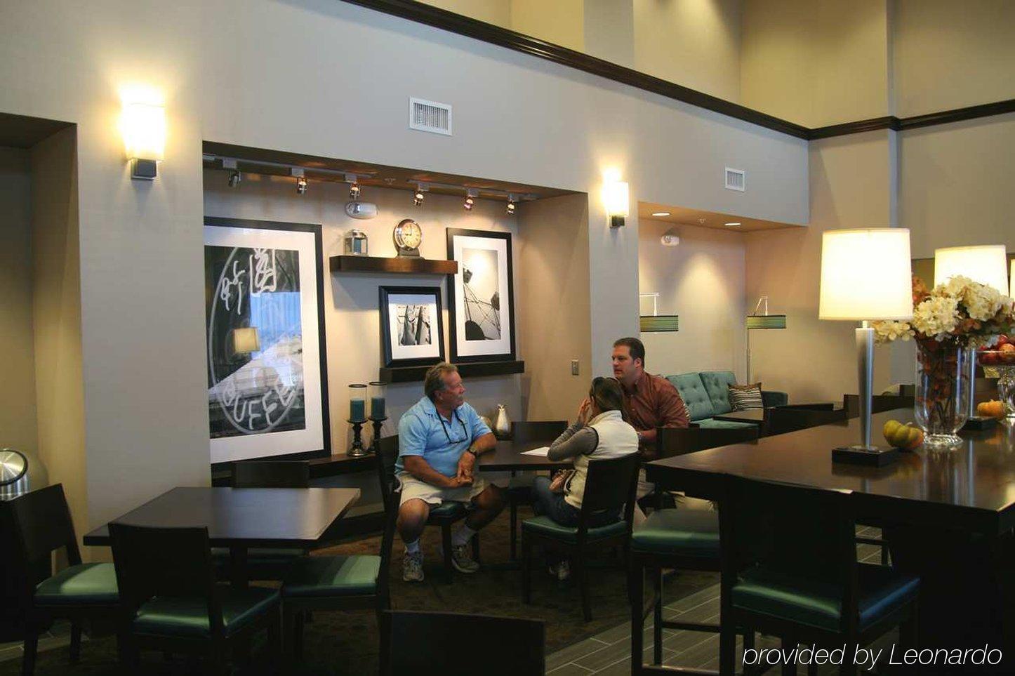 Hampton Inn & Suites Suisun City Waterfront Restoran fotoğraf