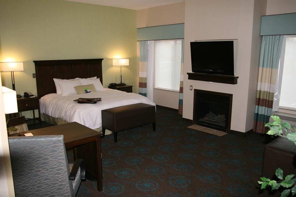 Hampton Inn & Suites Suisun City Waterfront Oda fotoğraf
